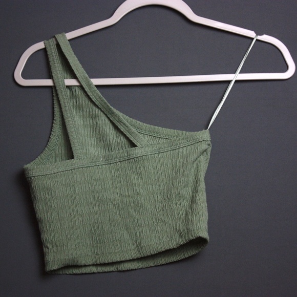 AE Shirt - Picture 2 of 2